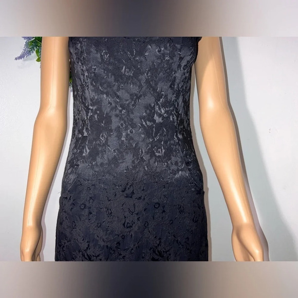 Notice, 6, black lace overlay cocktail dress ruched neckline, square back, zip - Picture 8 of 10